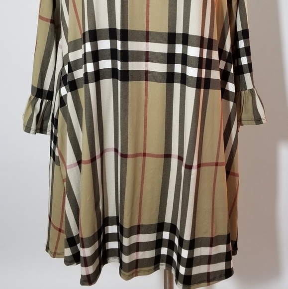 New Carole Christian Assorted 2X 3X Plaid Tunic - Picture 4 of 4